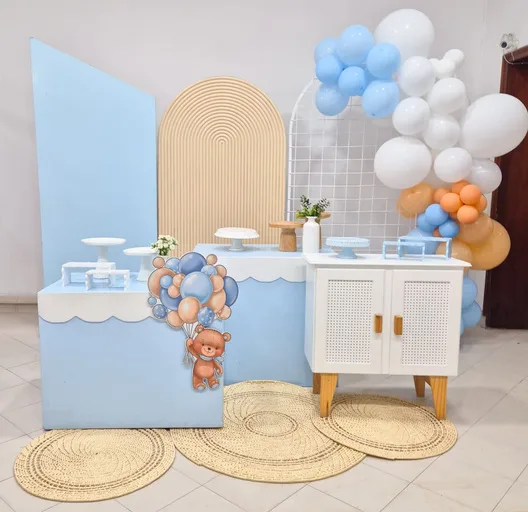 Set celeste con globos, ositos y paneles